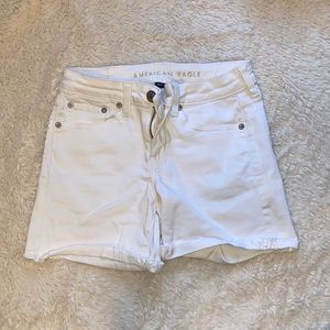 white american eagle shorts. size 2.